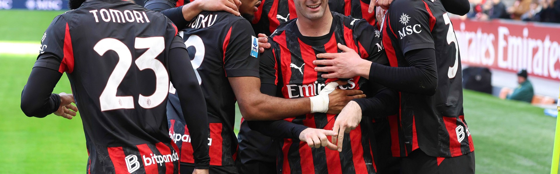 表忠心🤣普利西奇接连辟谣与悉尼妹绯闻，进球手势献给现女友